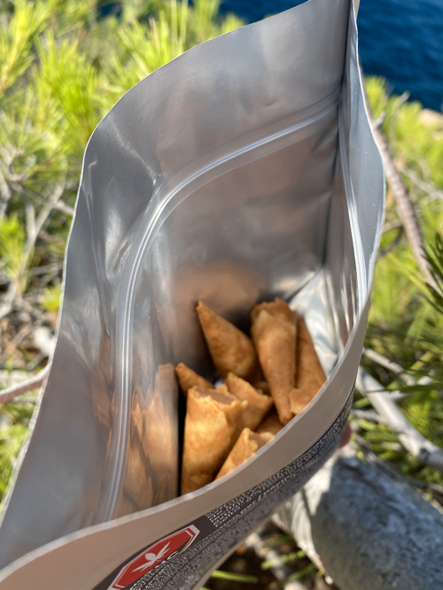 Space Cake mit Vollmilch, Schokolade, THC und CBD